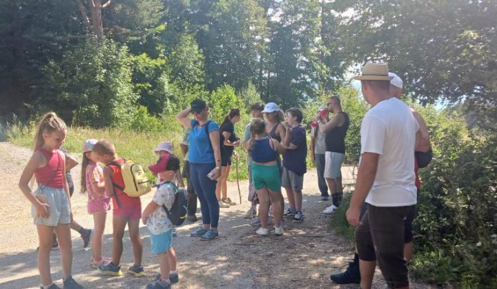 9.8.2025 - Deň obce - Most medzi generáciami - Výstup na Ondrašovské skaly
