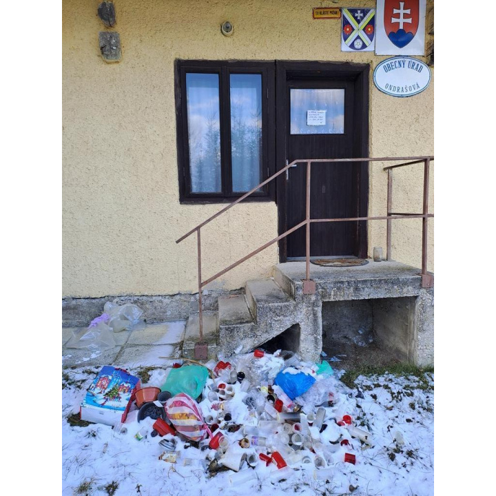 Menšia fotka pre článok Tajná operácia v obci 